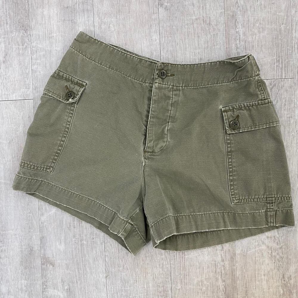 Vintage y2k khaki green cargo shorts